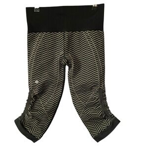 LULULEMON Army Green Black Flow Crop II Compression Leggings Size 6